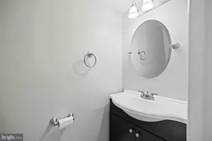 7442 Adams Park Ct, Annandale, VA 22003 - Photo 3