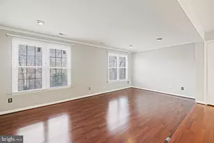 7442 Adams Park Ct, Annandale, VA 22003 - Photo 11
