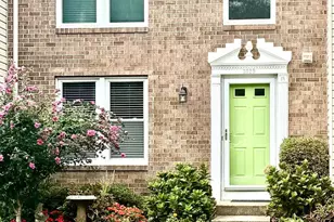 3929 Plum Run Ct, Fairfax, VA 22033 - Photo 1