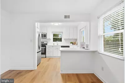 2304 Fairview Terrace, Alexandria, VA 22303 - Photo 5