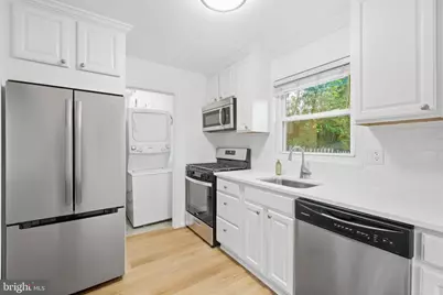 2304 Fairview Terrace, Alexandria, VA 22303 - Photo 11