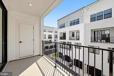 14347 Glen Manor Drive #204, Chantilly, VA 20151 - Photo 33