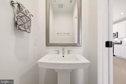 14347 Glen Manor Drive #204, Chantilly, VA 20151 - Photo 7