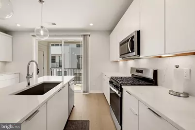 14347 Glen Manor Drive #204, Chantilly, VA 20151 - Photo 11