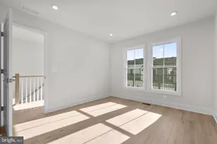 3 Aviation Pl, Herndon, VA 20171 - Photo 19