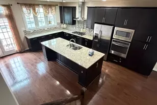 3184 Yeager Dr, Herndon, VA 20171 - Photo 9
