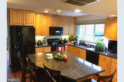 12519 Arnsley Court, Herndon, VA 20171 - Photo 15