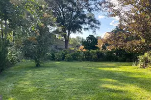 12519 Arnsley Ct, Herndon, VA 20171 - Photo 11