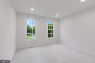 9410 Onion Patch Dr, Burke, VA 22015 - Photo 23