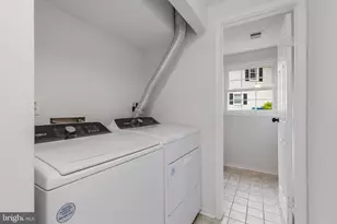9410 Onion Patch Dr, Burke, VA 22015 - Photo 35