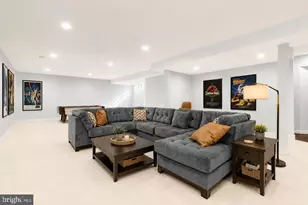 904 Locust St, Herndon, VA 20170 - Photo 57