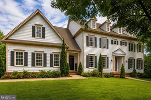 904 Locust St, Herndon, VA 20170 - Photo 3