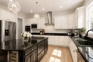 904 Locust St, Herndon, VA 20170 - Photo 13