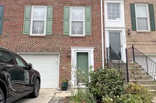 13020 Rose Petal Cir, Herndon, VA 20171 - Photo 3