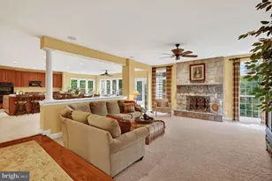 8248 Native Violet Dr, Lorton, VA 22079 - Photo 33