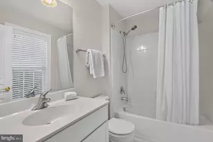 8248 Native Violet Dr, Lorton, VA 22079 - Photo 57