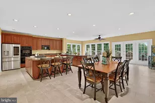 8248 Native Violet Dr, Lorton, VA 22079 - Photo 23
