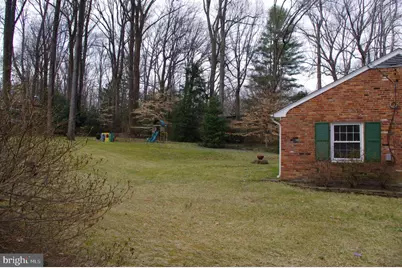 9001 Glenbrook Road, Fairfax, VA 22031 - Photo 23