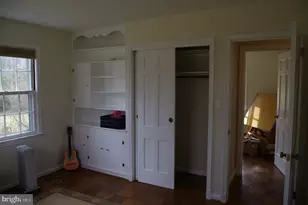 9001 Glenbrook Rd, Fairfax, VA 22031 - Photo 17