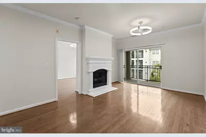 12949 Centre Park Circle #301, Herndon, VA 20171 - Photo 5