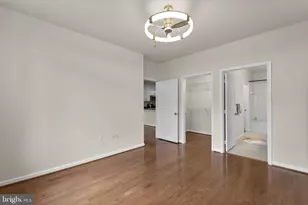 12949 Centre Park Cir, Herndon, VA 20171 - Photo 21