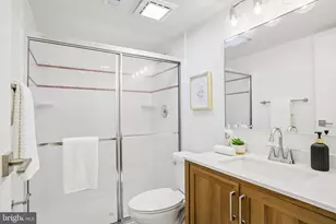 9731 Kings Crown Ct, Fairfax, VA 22031 - Photo 25