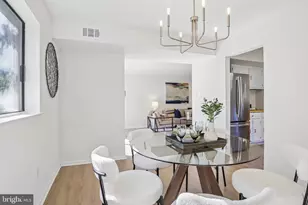 9731 Kings Crown Ct, Fairfax, VA 22031 - Photo 9