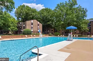 9731 Kings Crown Ct, Fairfax, VA 22031 - Photo 31