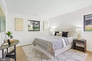 9731 Kings Crown Ct, Fairfax, VA 22031 - Photo 15
