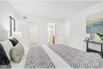 9731 Kings Crown Court #1, Fairfax, VA 22031 - Photo 17