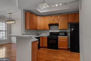 4619 Hummingbird Ln, Fairfax, VA 22033 - Photo 11