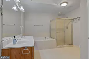 4619 Hummingbird Ln, Fairfax, VA 22033 - Photo 25