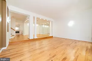 7704 Annandale Mains Ct, Annandale, VA 22003 - Photo 9