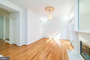 7704 Annandale Mains Ct, Annandale, VA 22003 - Photo 17