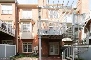 7704 Annandale Mains Ct, Annandale, VA 22003 - Photo 49