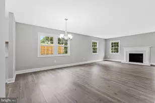 12806 Middleton Ln, Fairfax, VA 22033 - Photo 9
