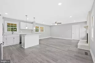 12806 Middleton Ln, Fairfax, VA 22033 - Photo 5