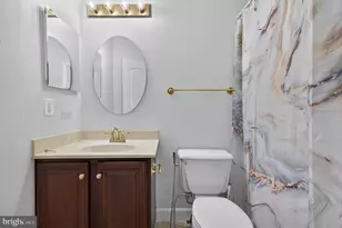 11774 Valley Ridge Cir, Fairfax, VA 22033 - Photo 35