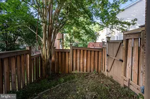 11774 Valley Ridge Cir, Fairfax, VA 22033 - Photo 41