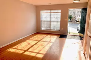 13116 Quail Creek Ln, Fairfax, VA 22033 - Photo 15