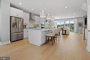 1871 Oakview Crst Dr, Reston, VA 20190 - Photo 3