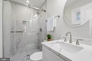 2824 Elsmore St, Fairfax, VA 22031 - Photo 35