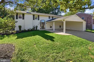 2824 Elsmore St, Fairfax, VA 22031 - Photo 1