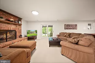 1716 Besley Rd, Vienna, VA 22182 - Photo 33