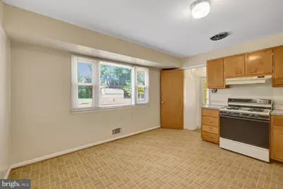 821 Grant Street, Herndon, VA 20170 - Photo 17