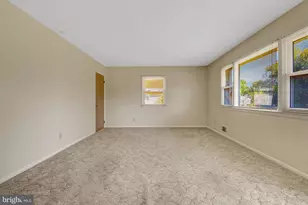 821 Grant St, Herndon, VA 20170 - Photo 11