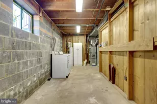 821 Grant St, Herndon, VA 20170 - Photo 39