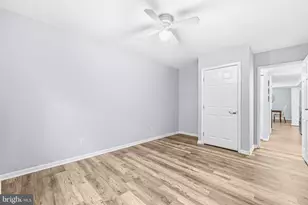 9715 Kings Crown Ct, Fairfax, VA 22031 - Photo 23