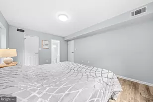 9715 Kings Crown Ct, Fairfax, VA 22031 - Photo 17