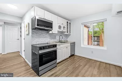 9715 Kings Crown Court #201, Fairfax, VA 22031 - Photo 13